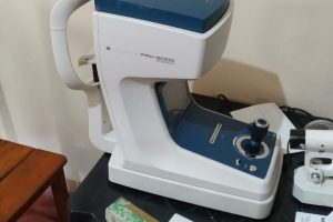 A Polícia Civil fechou, nesta quinta-feira (11), um consultório oftalmológico clandestino instalado em uma residência do setor São Francisco, em Porangatu