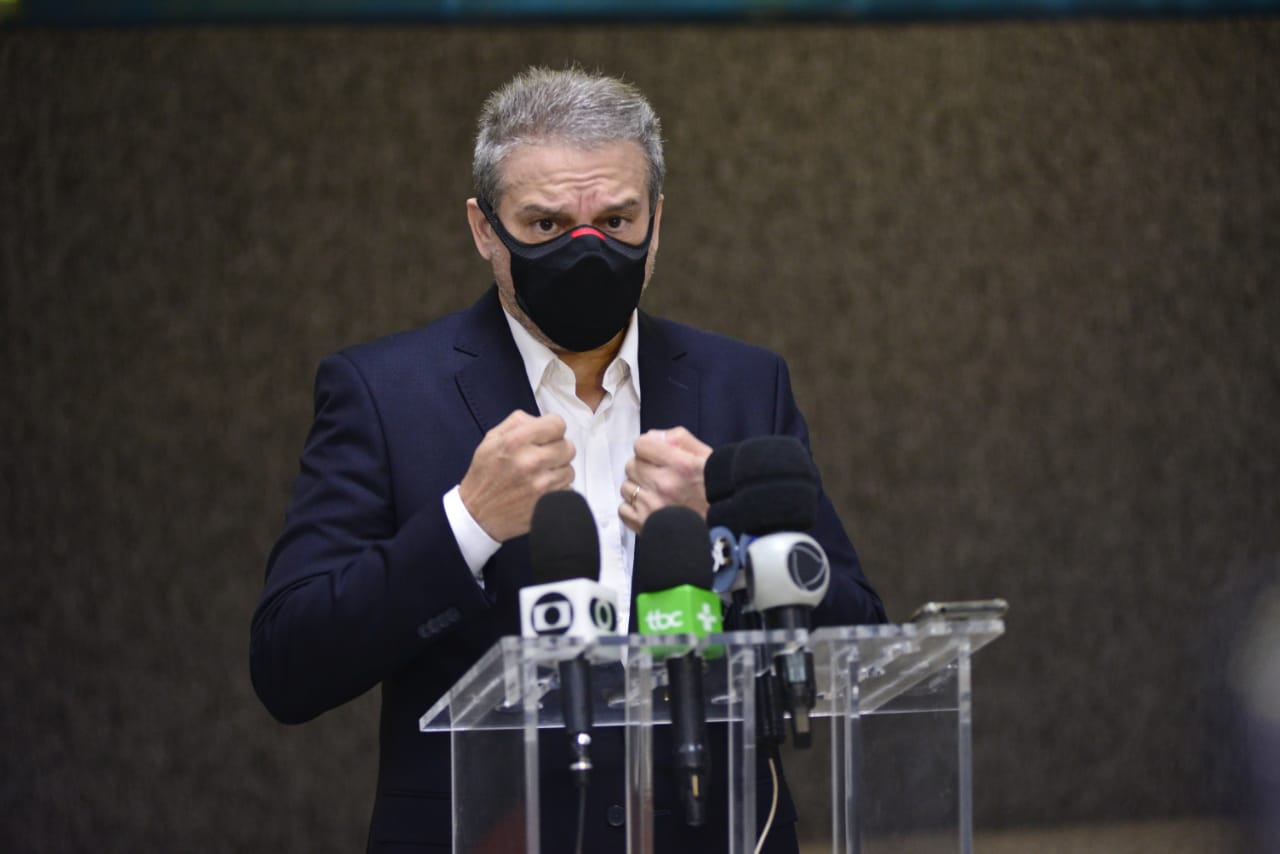 Prefeito decreta 14 dias de lockdown em Goiânia