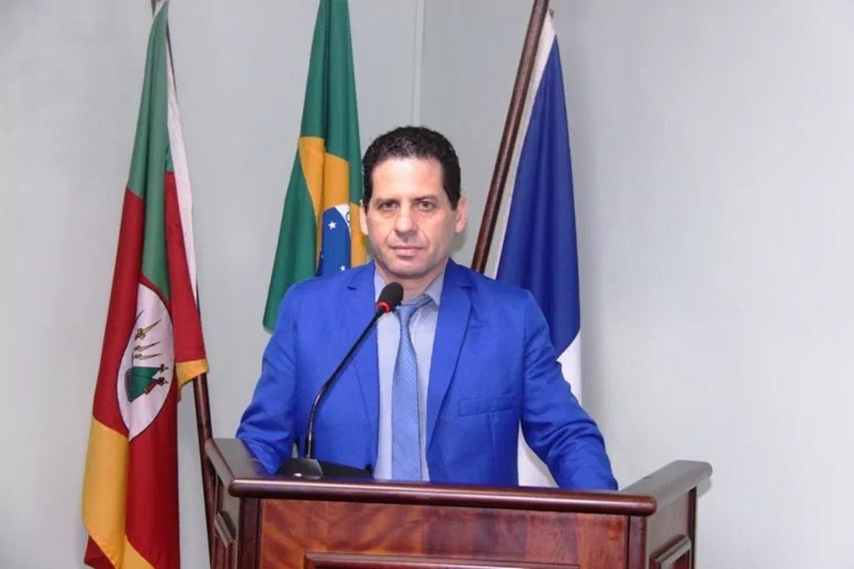 Vereador do RS sugere 'pulverização' de cidade com álcool em gel; vídeo