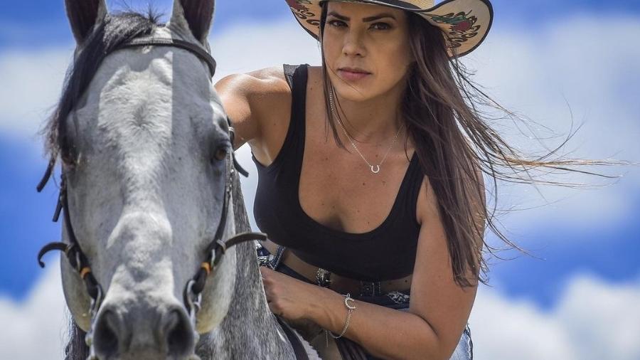 Veterinária vítima da 'doença da urina preta' morre em hospital de Recife