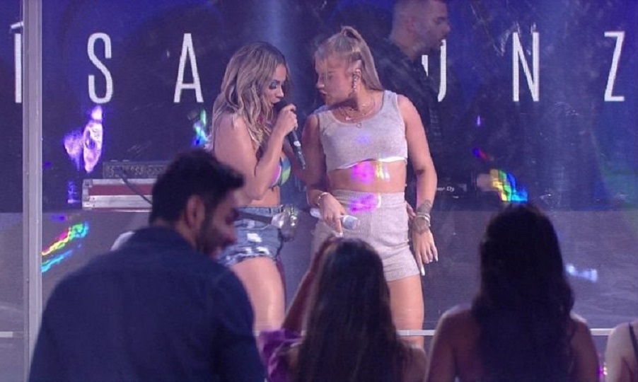 BBB 21: festa termina com choro, discussões e selinho quádruplo