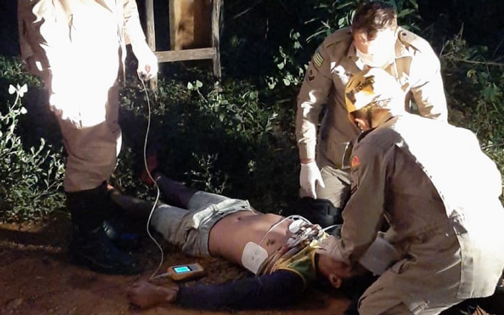 Homem tenta furtar energia, mas sofre descarga elétrica e desmaia em Luziânia