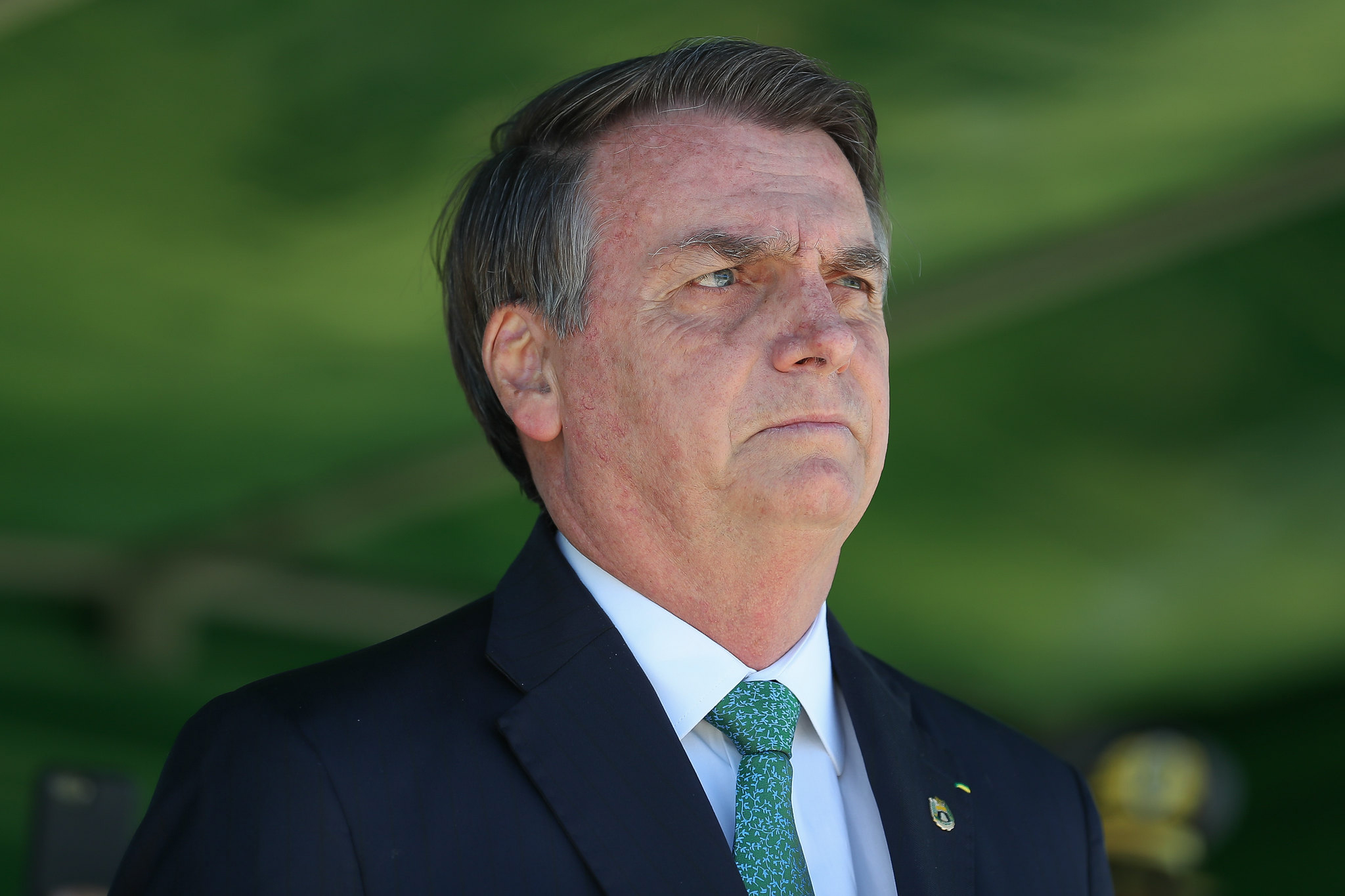 Bolsonaro cumprimenta socialista Pedro Castillo por eleição no Peru