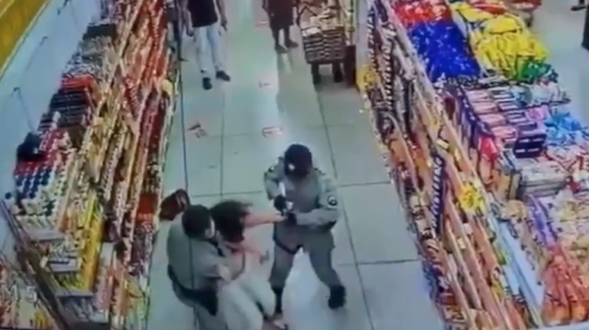 O caso aconteceu nesta quinta-feira (25), em um supermercado localizado no bairro Parque Araguari, no município da Cidade Ocidental