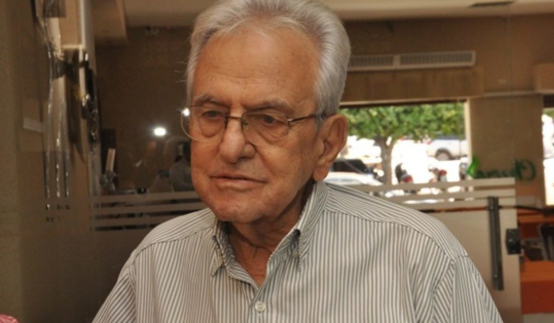 Com quadro gravíssimo, ex-governador aguarda UTI com suporte a diálise