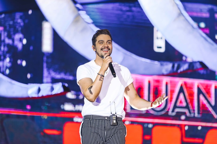 Luan Santana durante a gravação do DVD Viva (Foto: Daniel Pinheiro/ AgNews)