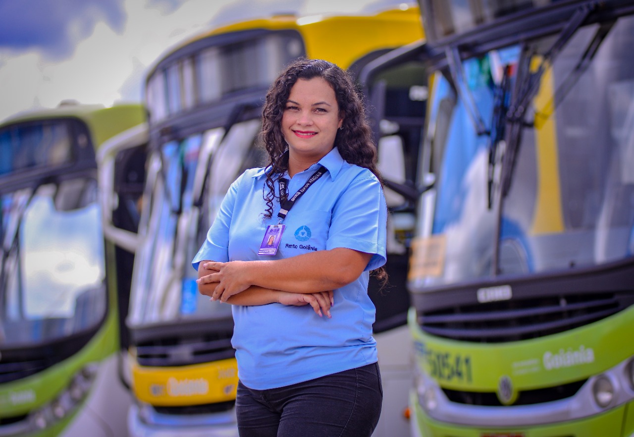 Pollyanna Rodrigues de Araújo Morais, motorista do transporte coletivo de Goiânia