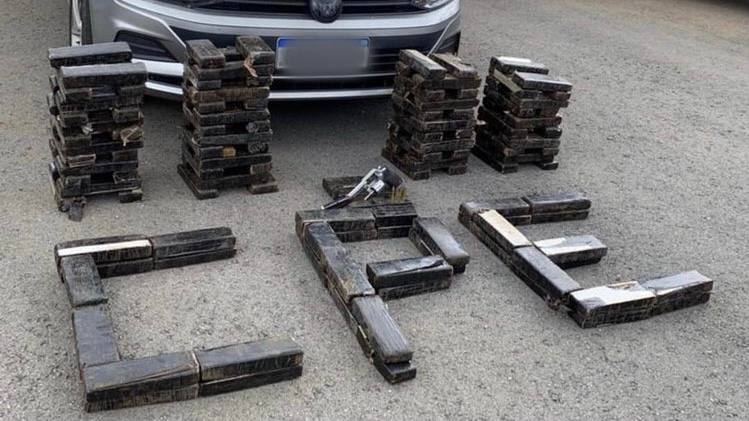 Polícia apreende mais de 100 kg de maconha, avaliada em R$ 200 mil na BR-153