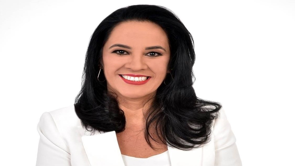 A ex-prefeita de Varjão, Juliana Rassi, foi condenada a pagar mais de R$ 50 mil a um homem que perdeu o olho durante a campanha eleitoral. (Foto: reprodução/redes sociais)