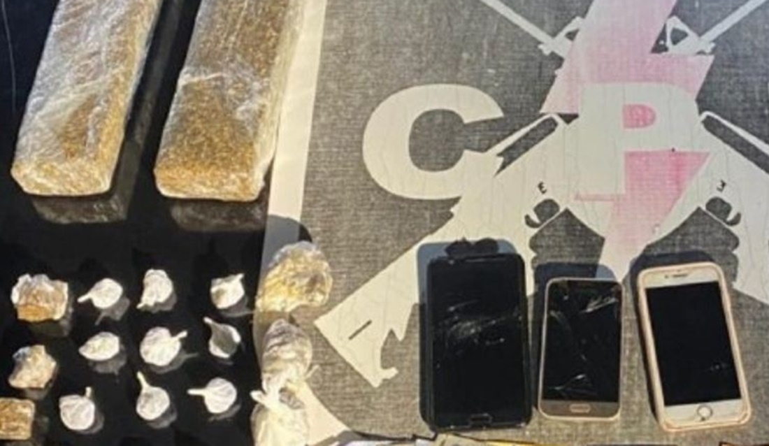 A Polícia Militar (PM) prendeu um casal suspeito de tráfico de drogas em Mineiros. O caso aconteceu nesta sexta-feira (23). Eles foram - Polícia prende casal enquanto entregava drogas em Mineiros