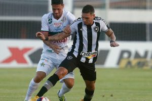 Botafogo em confronto com Volta Redonda (Foto: Vítor Silva)
