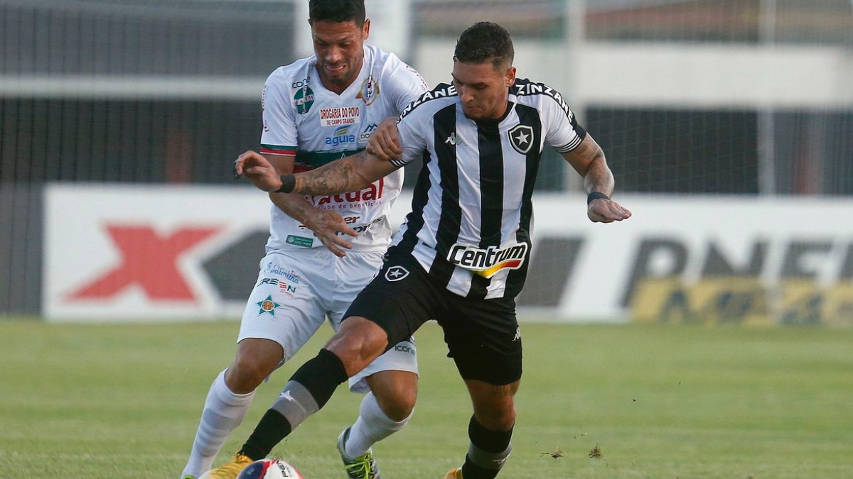 Botafogo em confronto com Volta Redonda (Foto: Vítor Silva)