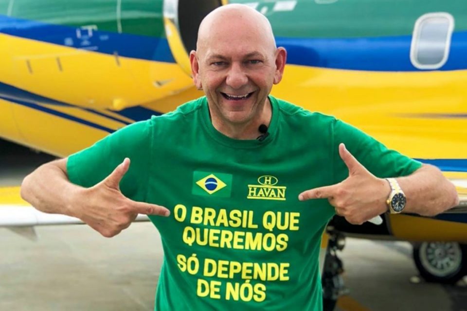 Luciano Hang induziu os empregados. Havan é condenada em R$ 30 mil por coagir funcionária a votar em Bolsonaro