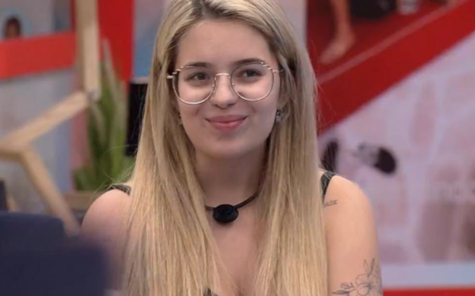 Viih Tube chama o líder Caio de "pai" e vira piada dentro e fora do BBB 21