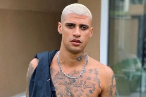 PK Delas diz que foi preso por dar 'uma cruzadinha no carro'