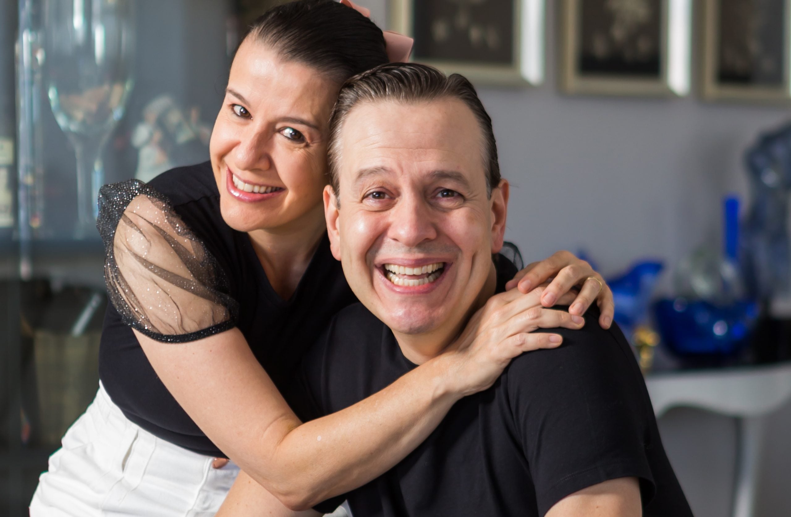 apresentador Celso Zucatelli diz que fé o ajudou contra Covid: 'tive medo de morrer'