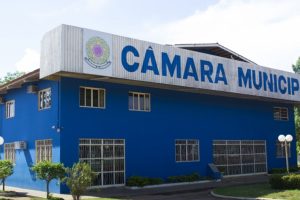 Câmara de Nova Crixás aceita denúncia que pode cassar prefeito