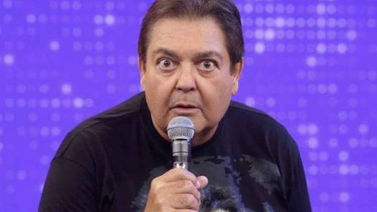 Globo Fausto Esposa de Faustão fala sobre estado de saúde do apresentador Faustão assina contrato de cinco anos na Band, afirma colunista
