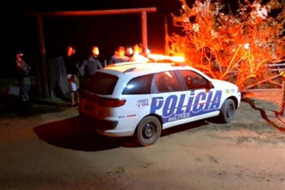 festa-clandestina2 (1)
