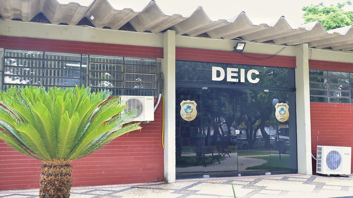 Presas suspeitas de aplicarem golpe fingindo ser irmão delegado da vítima, no DF