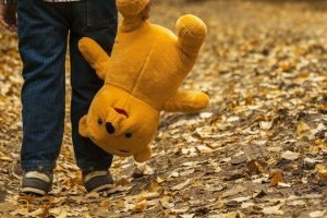 Preso suspeito de estuprar enteada de sete anos e filho de um, em Iporá