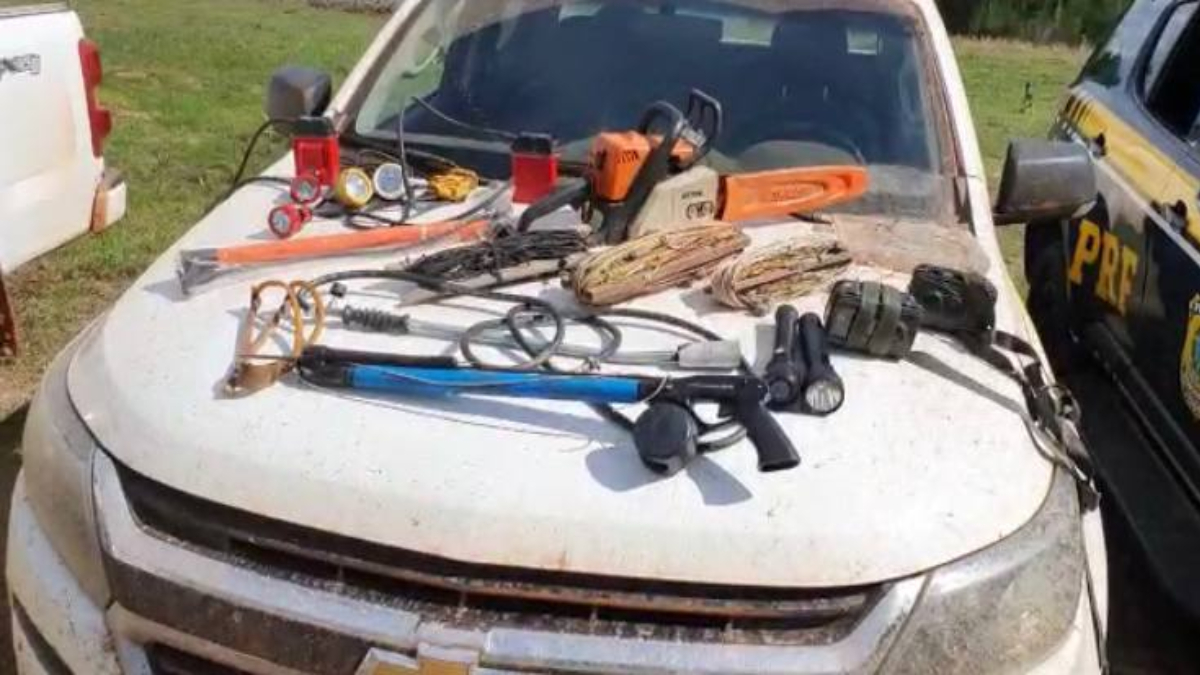Operação apreende armas e material de pesca ilegal no Vale do Araguaia