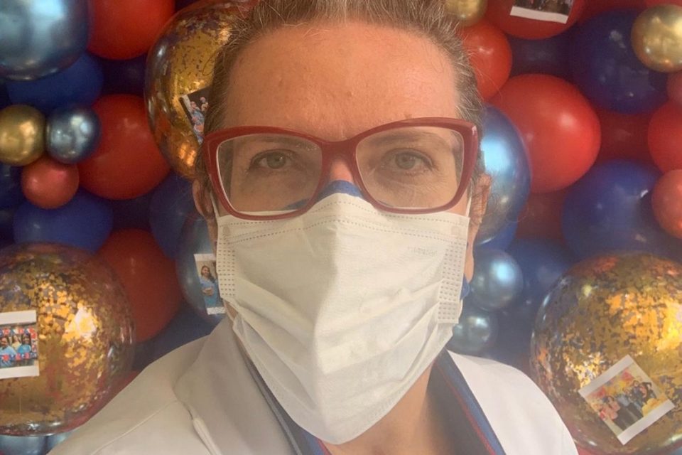 Carga horária de infectologistas aumentaram 100% durante a pandemia