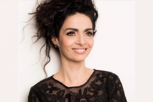 Claudia Ohana dá aulas de interpretação para crianças