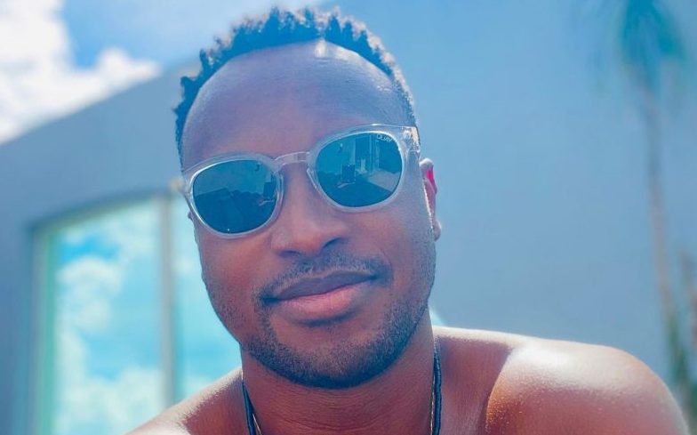 Thiaguinho anuncia nova live: 'Posso garantir que vai ter muito pagodjé'