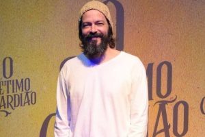 Heitor Martinez recebe alta após 14 dias de internação por causa da Covid-19