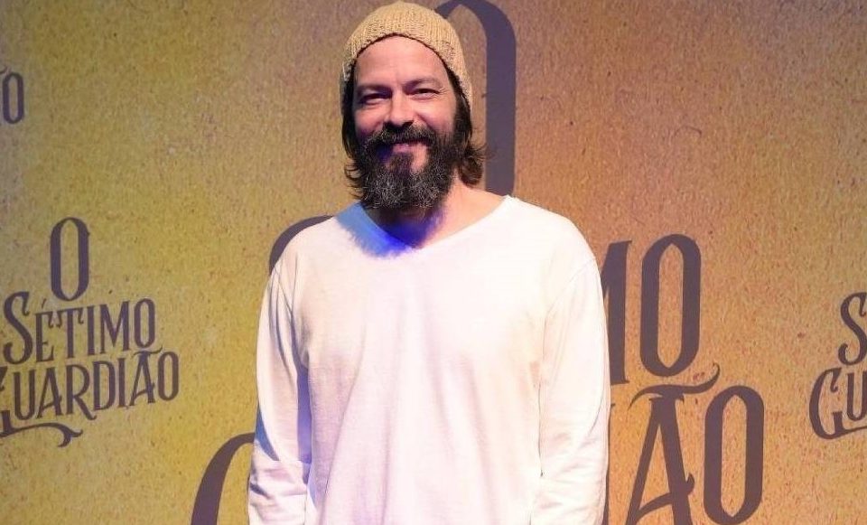 Heitor Martinez recebe alta após 14 dias de internação por causa da Covid-19