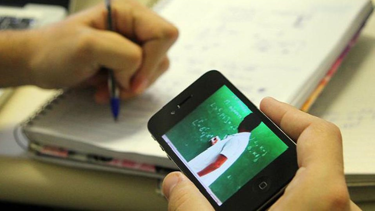 Alunos do 1º ano do Ensino Médio terão, a partir desta terça-feira (20), acesso a uma plataforma online que visa estimular a leitura de obras clássicas, em Goiás. (Foto: Divulgação / MCTi)