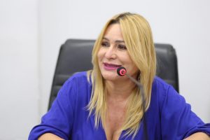 Exonerada, Valéria Pettersen volta à secretaria de Goiânia na próxima semana