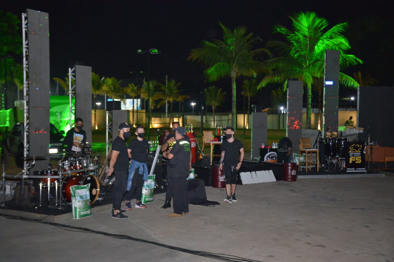 Fiscalização interdita espaço de festas e encerra live por perturbação de sossego (Foto: Claudivino Antunes)