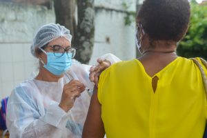 Vacinação contra covid-19 (Foto: Jucimar de Sousa/Mais Goiás)