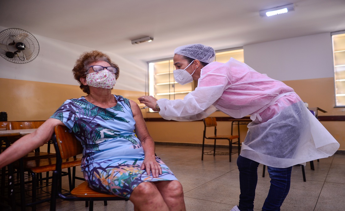 A Prefeitura de Goiânia pode ter que explicar à Câmara Municipal sobre processo de contratação de emprea para aplicar vacinas contra Covid. (Foto: Jucimar de Sousa/Mais Goiás)