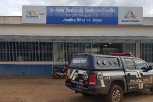 Profissional de saúde confessa que ajudava em esquema de fura-fila na vacinação