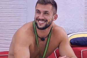 Arthur deixa BBB 21 com 61,34% de rejeição