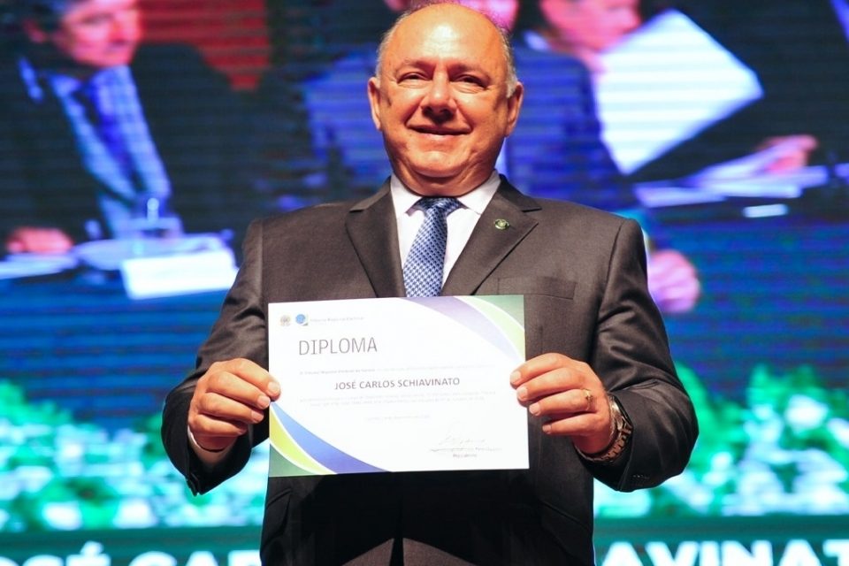 Deputado federal José Carlos Schiavinato morre de Covid-19