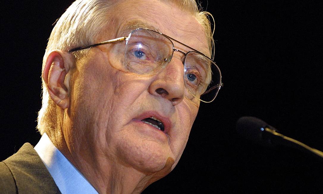 Ex-vice-presidente dos Estados Unidos, Walter Mondale morre aos 93 anos