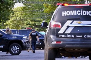 Preso suspeito de matar colega de trabalho e arrancar orelha dele como 'prêmio'