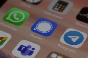 Prefeito de Aparecida, Gustavo Mendanha tem WhatsApp clonado