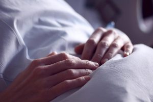 Homem entra em hospital e termina de matar desafeto em Aragarças