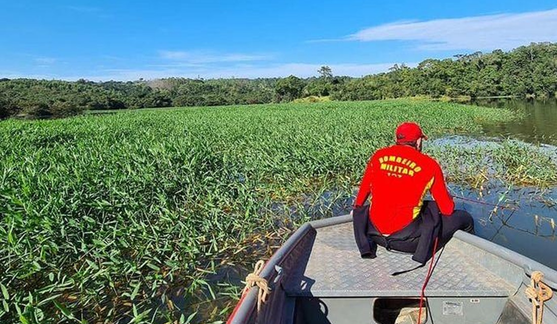 Bombeiros encontram corpo de homem no lago Corumbá IV, em Alexânia