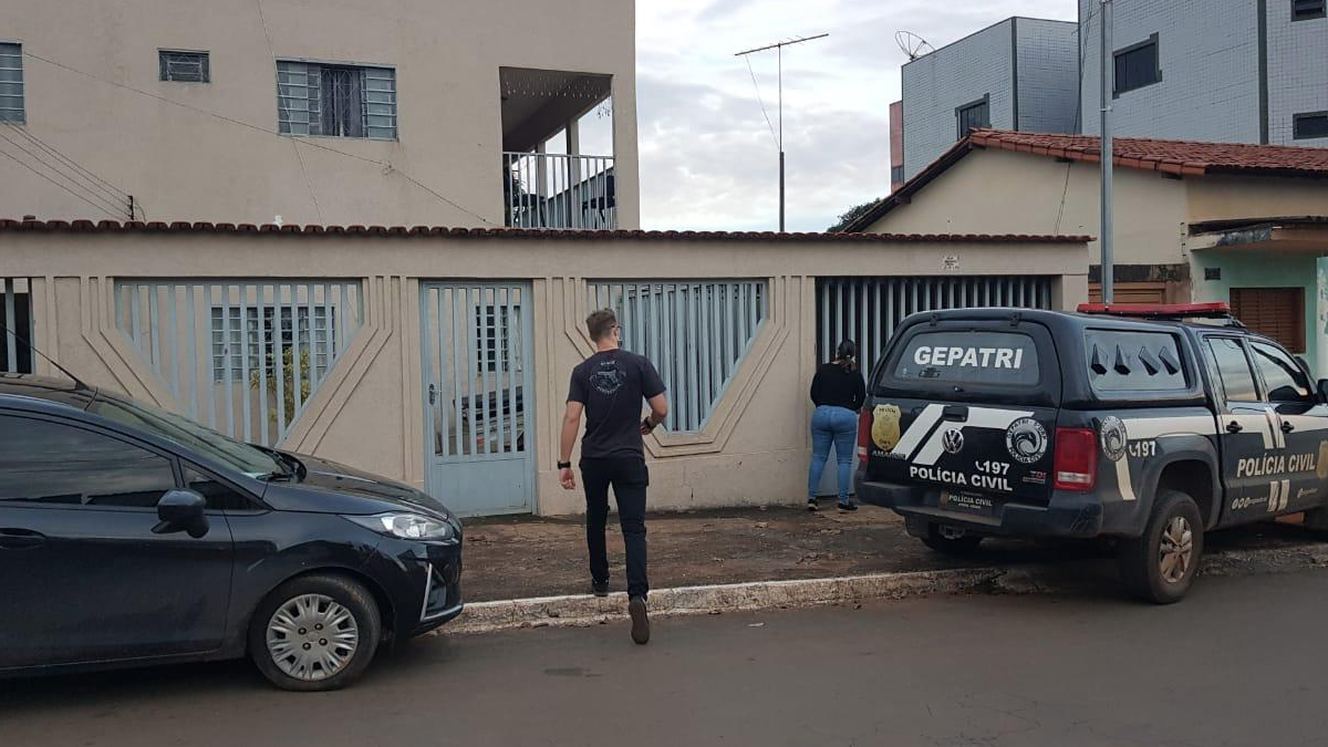 Profissional de saúde confessa que ajudava em esquema de fura-fila na vacinação