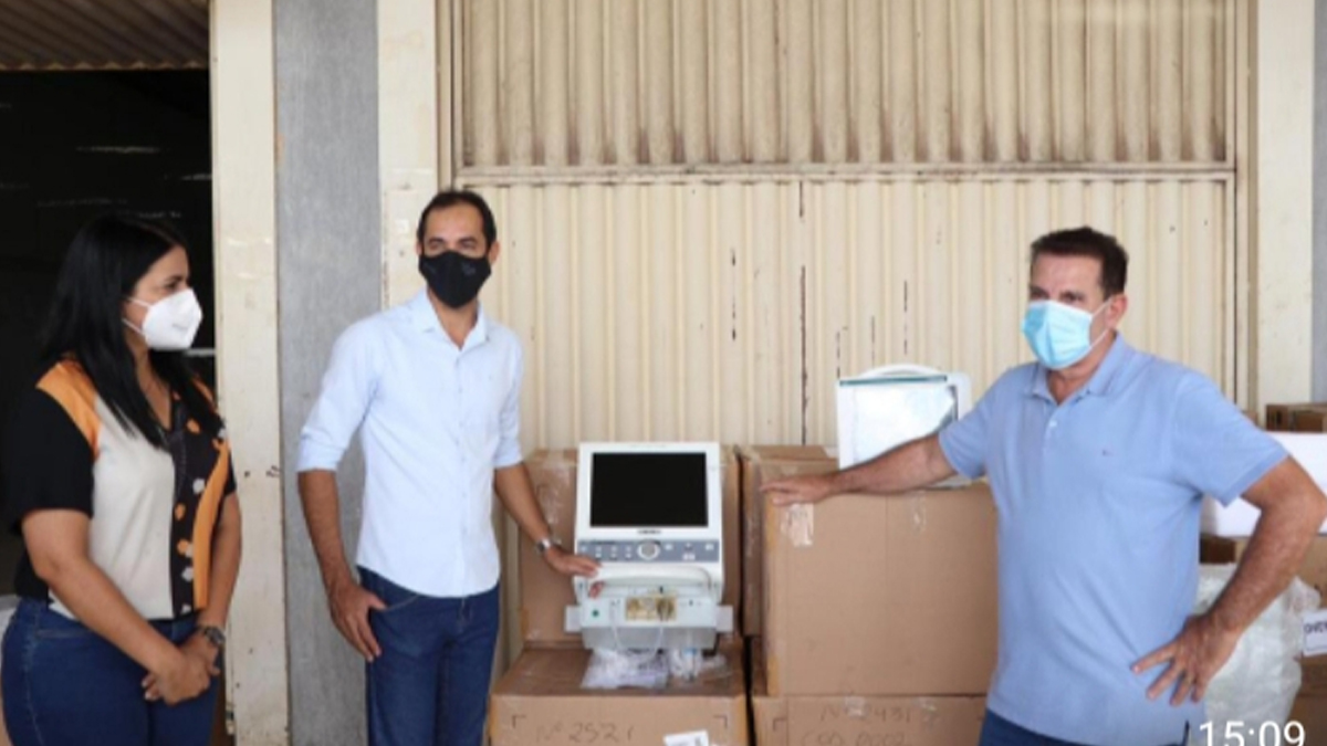 Vanderlan agradece Amazonas por emprestar respiradores a Senador Canedo