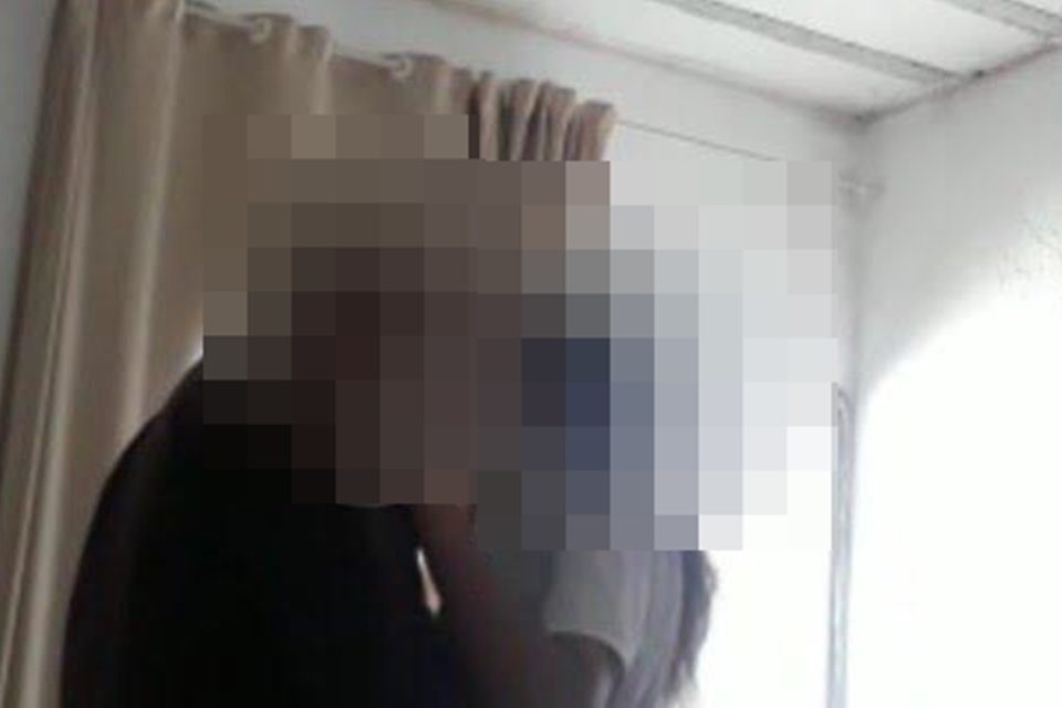 Pastor filmado ao beijar menina já tinha importunado a adolescente outras vezes