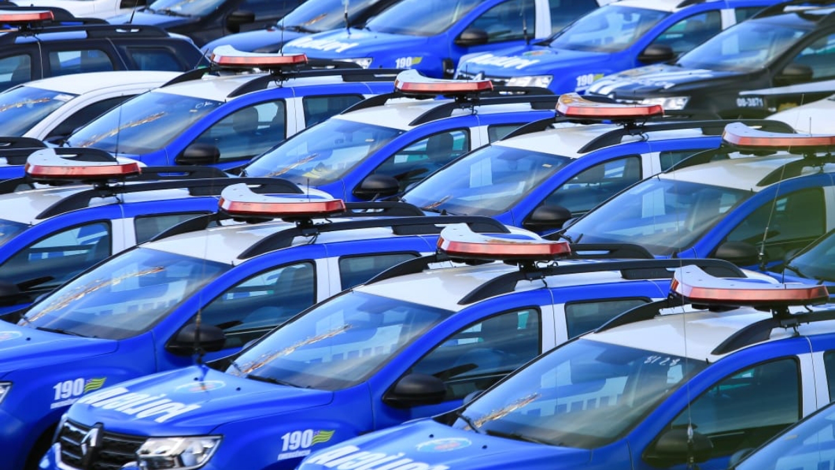 Viaturas entregues pelo governo à Polícia Militar (Foto: Governo do Estado)