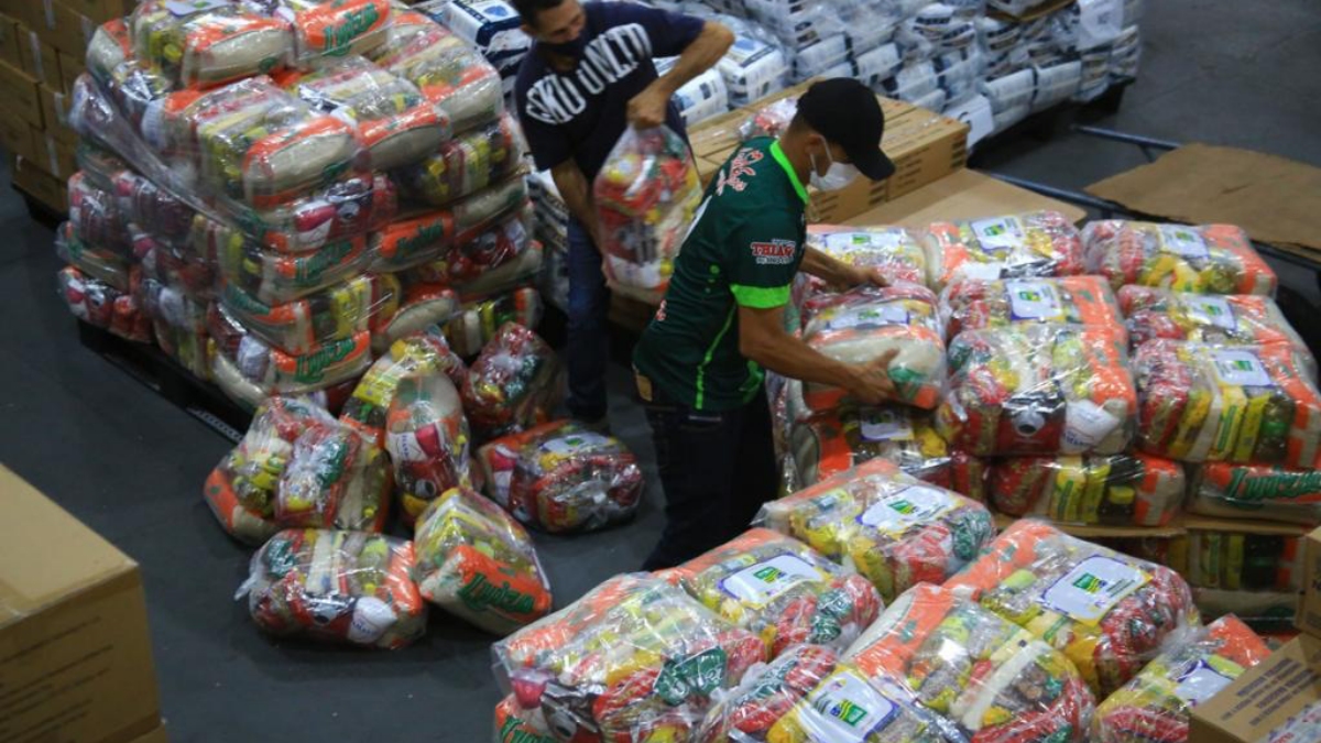 Disparada da inflação: reajuste do salário mínimo já foi 'engolido' por alta de alimentos