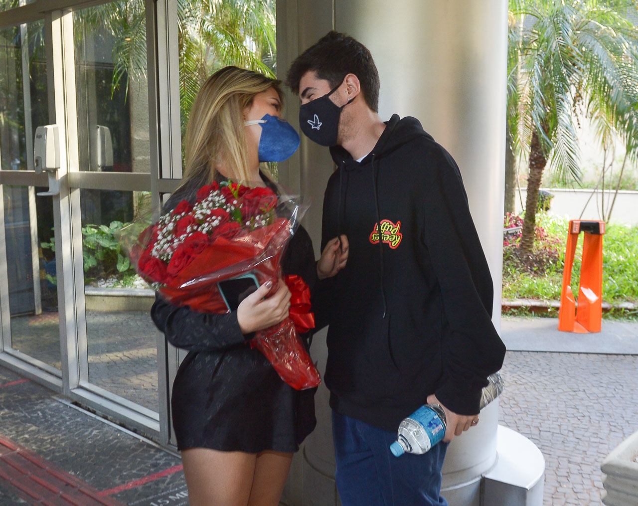 Após ser eliminada do BBB 21, Viih Tube desembarca em São Paulo